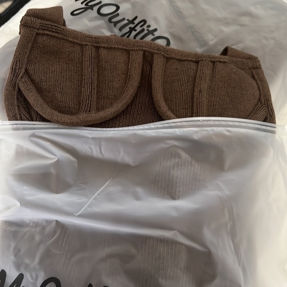 Ribbed Jumpsuit | Tan - Picture 5 of 6